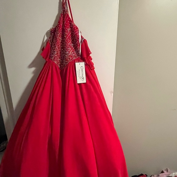 Girls Beaded Chiffon Gown by Tiffany Princess 13665
Regular price
$470 - Picture 3 of 3